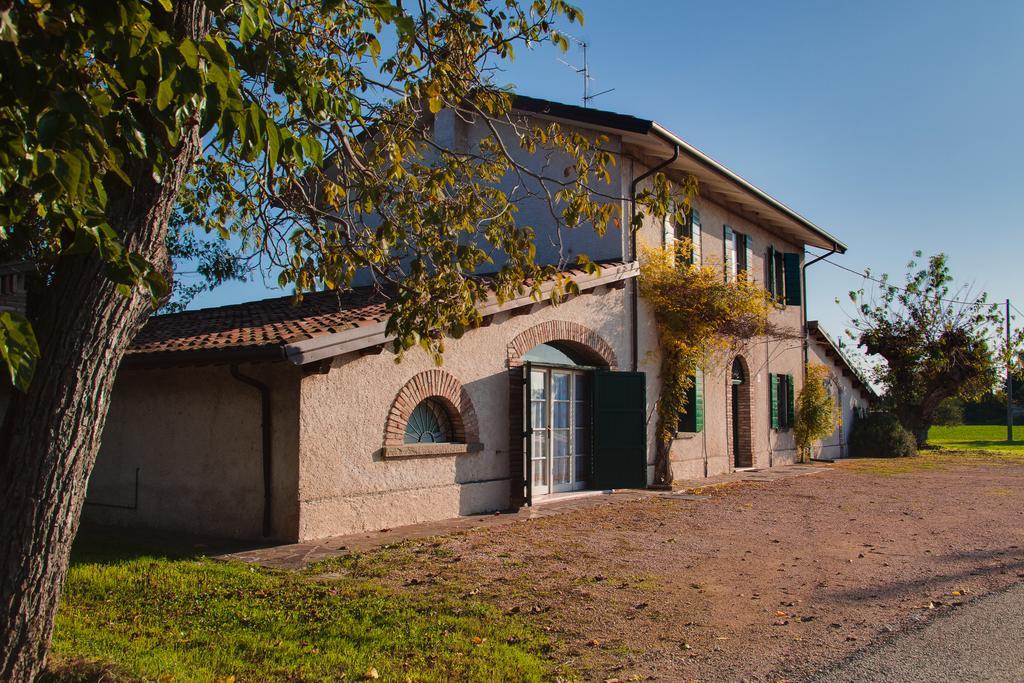 La Fattoria Guest House ซานตาคันเจโล ดิ โรมาญญา ภายนอก รูปภาพ